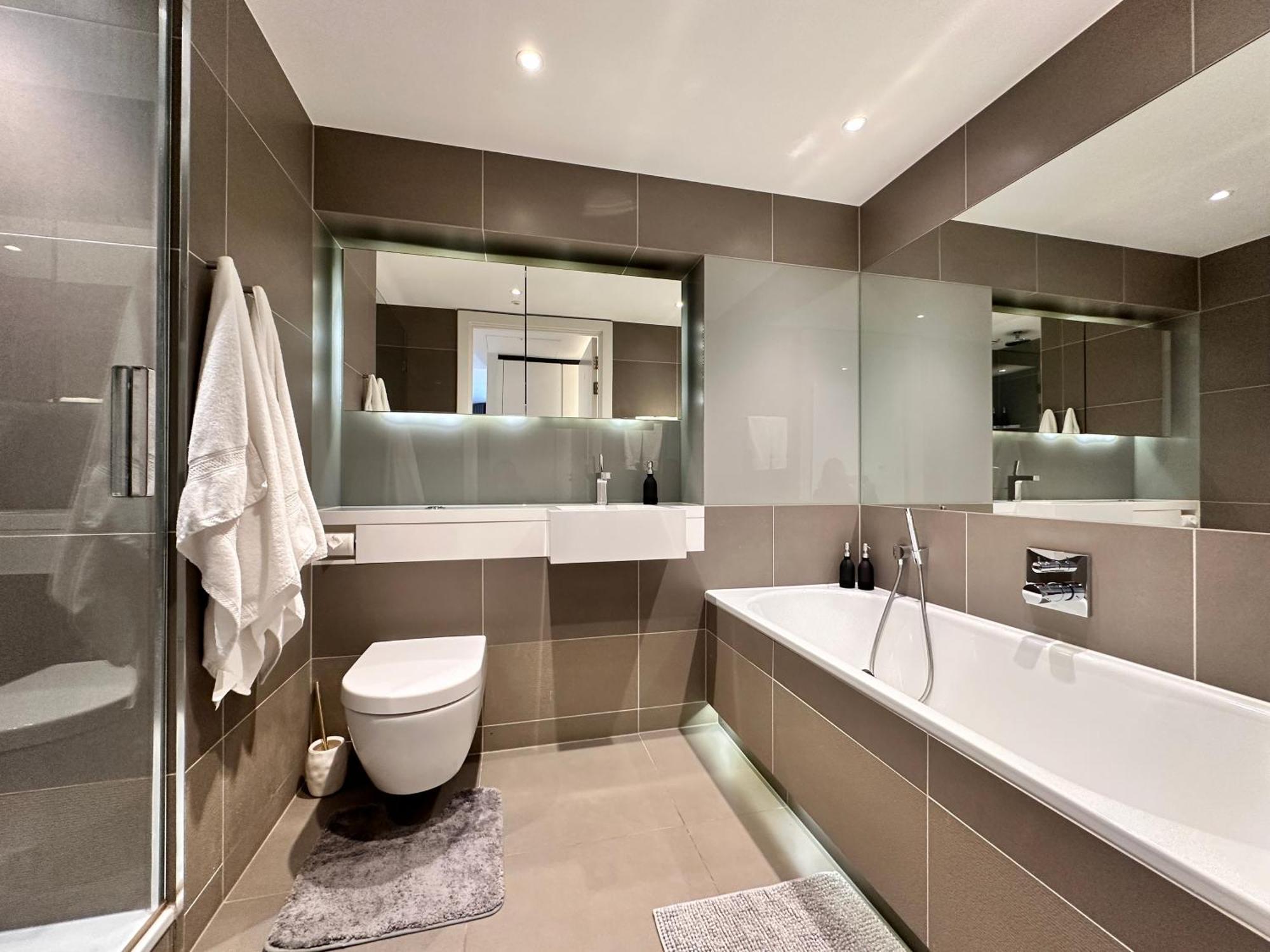 2 Bed Flat Big Ben View Apartment London Bagian luar foto